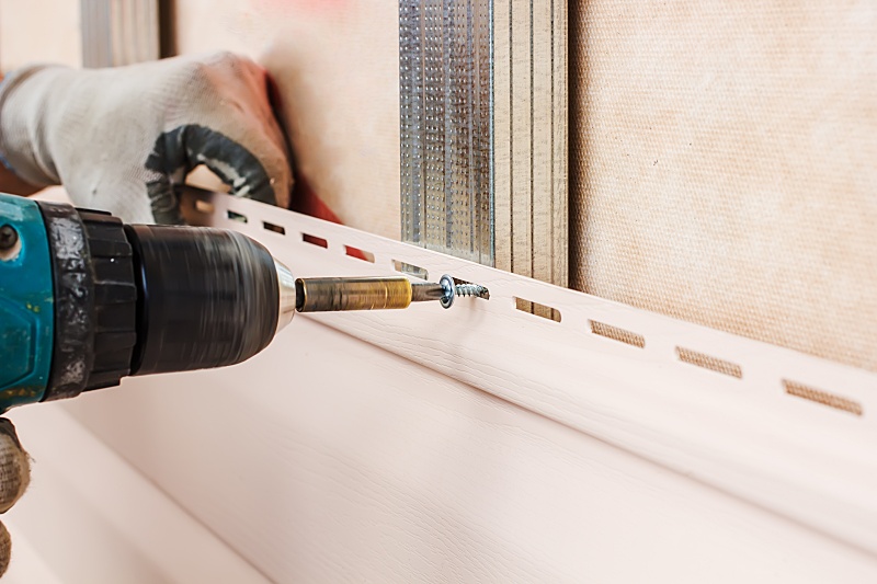 make sure your siding is installed properly to avoid warping