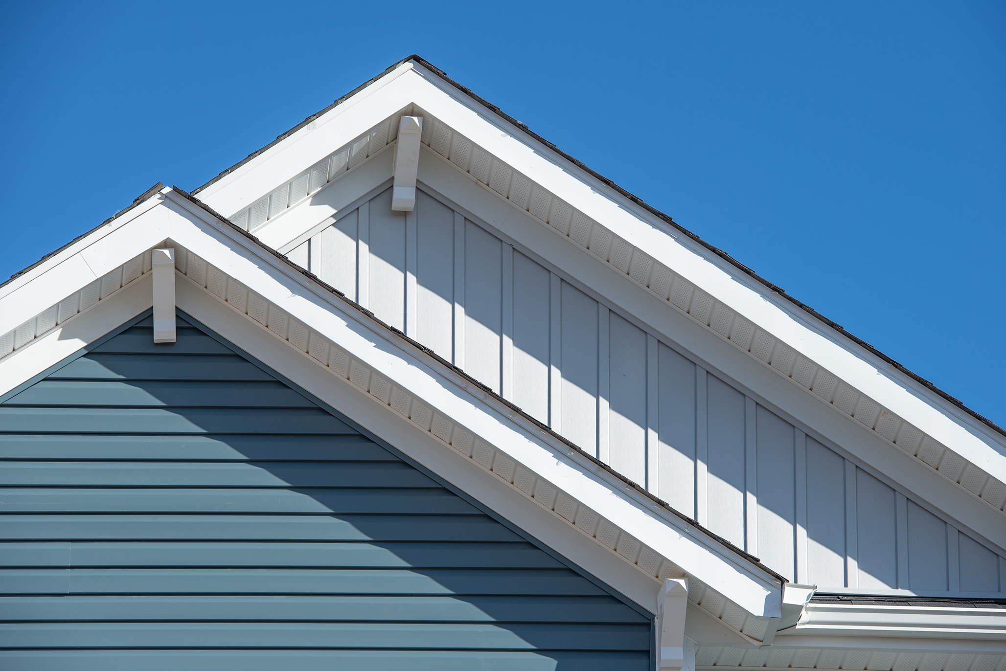 Modern Home Siding Trends 2024